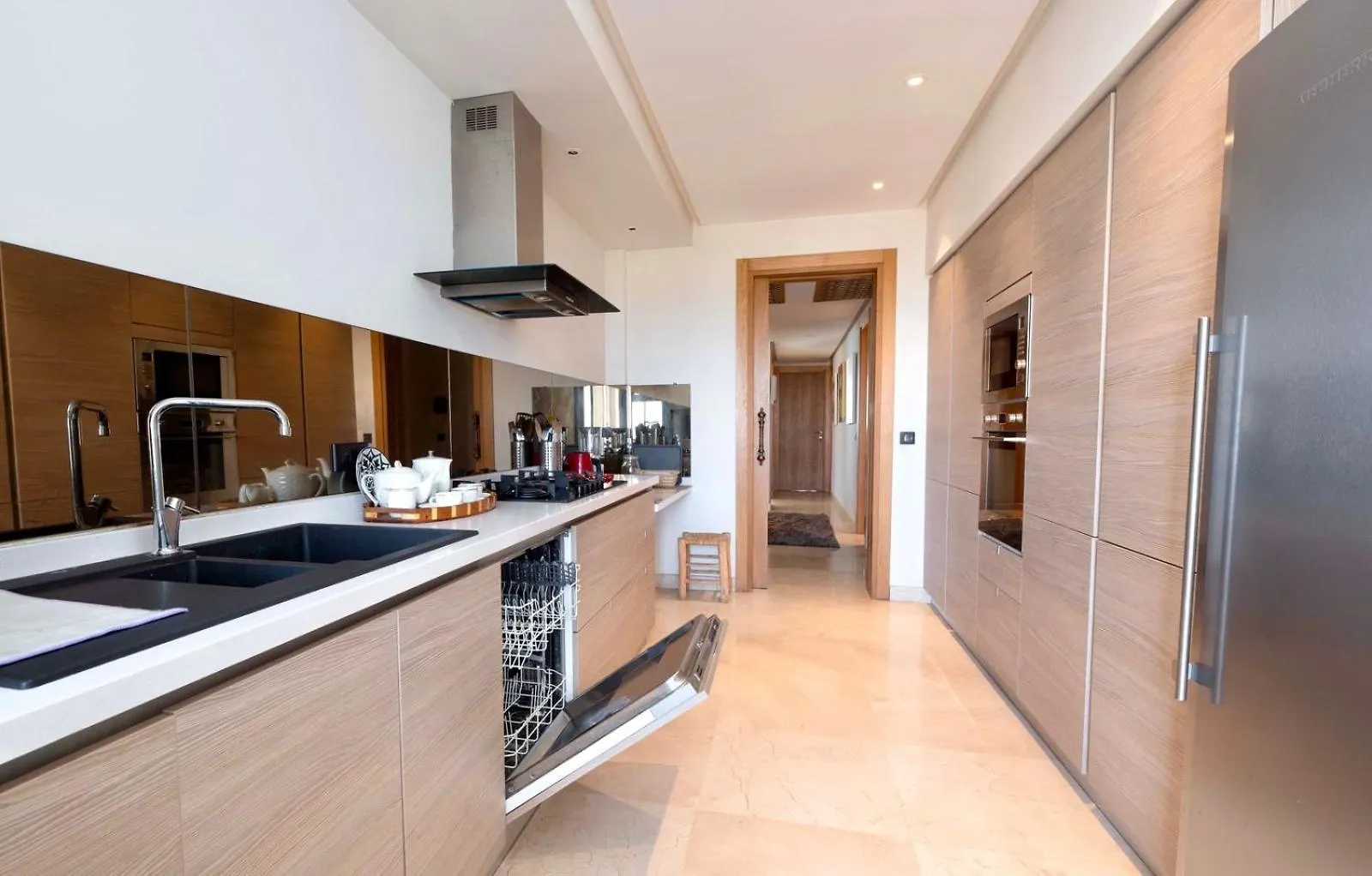 Apartment Appartment De Lux A California In Bali Luxury Residence Casablanca